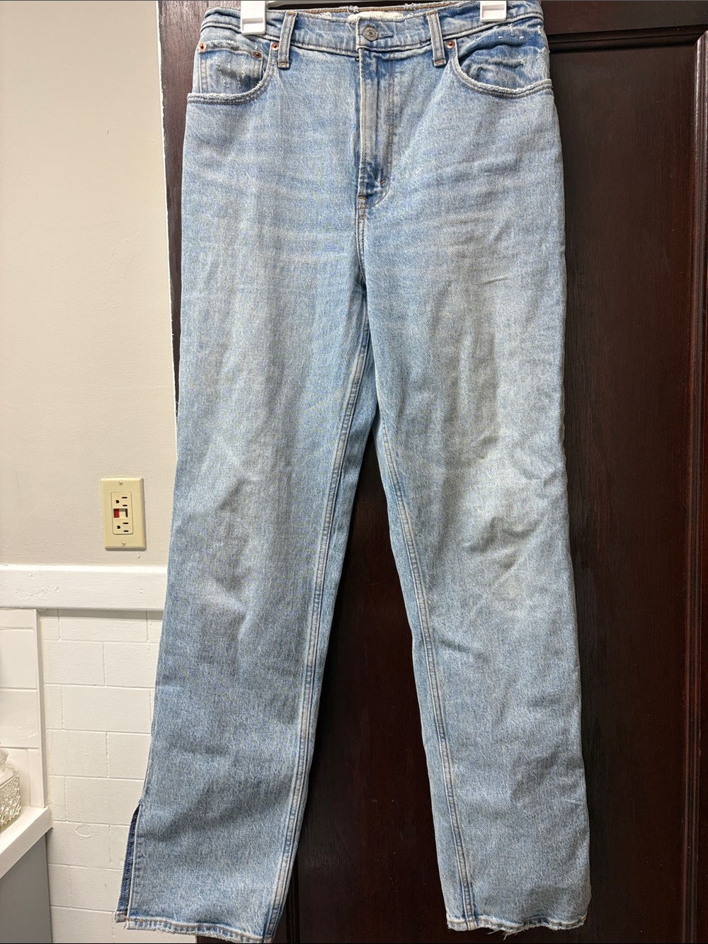 Abercrombie the ‘90s Straight Ultra High Rise Jean Size 29